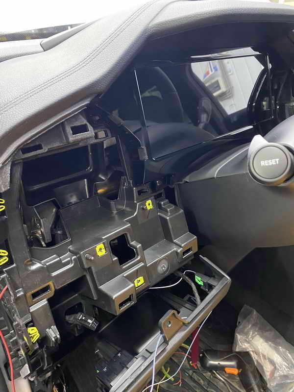 Geely_Monjaro_Re - разбор 4